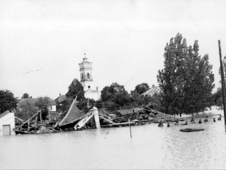 1970. Tiszai árvíz, Majtis (Fotó: Varjú)